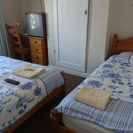 הייז Room In Guest Room - Comfortable Family Room With Tv, Free Fast Wifi, Sleeps 4 With 1 Bunk Bed מראה חיצוני תמונה