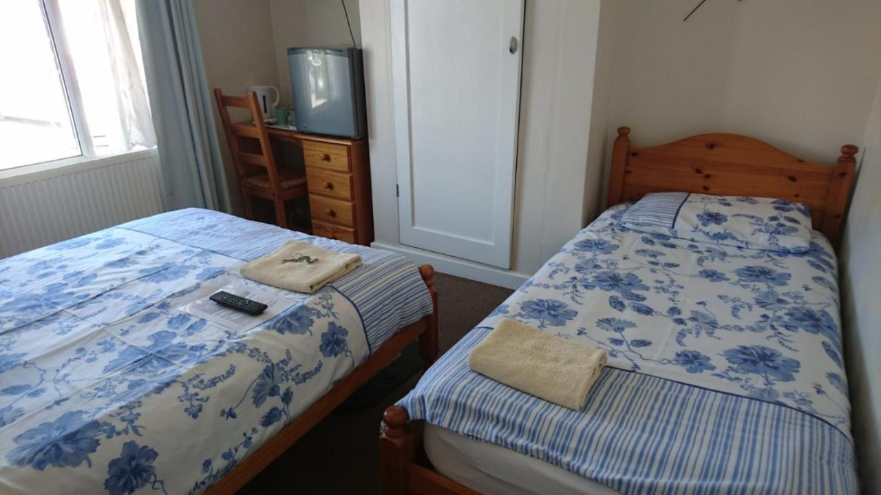 הייז Room In Guest Room - Comfortable Family Room With Tv, Free Fast Wifi, Sleeps 4 With 1 Bunk Bed מראה חיצוני תמונה