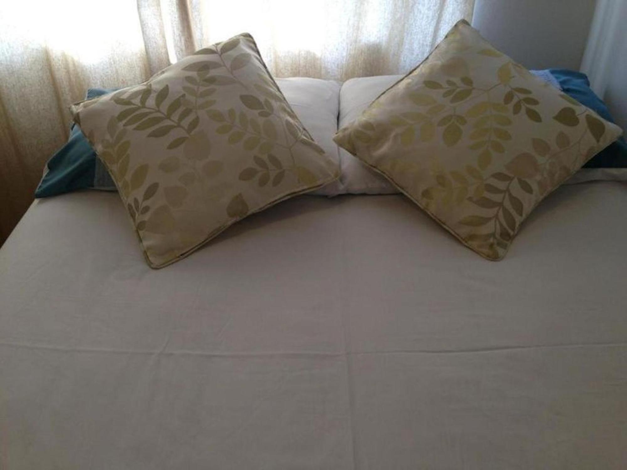 הייז Room In Guest Room - Comfortable Family Room With Tv, Free Fast Wifi, Sleeps 4 With 1 Bunk Bed מראה חיצוני תמונה